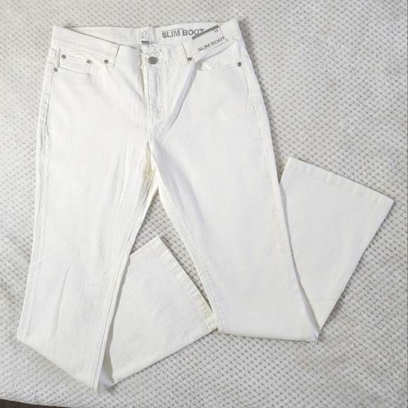 NEW YORK & COMPANY WHITE WOMENS JEANS  SIZE 10 NEW WITH TAGS - Picture 2 of 11